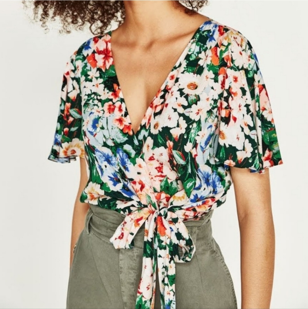 Zara Women's Top Wrap Floral Short Sleeve Size S Small